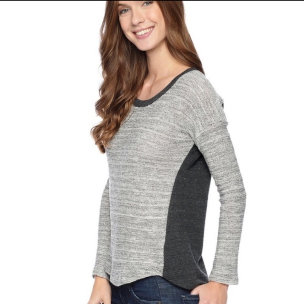 ‼️ Splendid City Sparkle Sweater Size L
